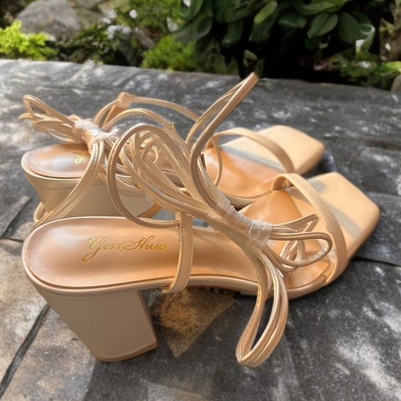 NEW Square Toe Lace up Chunky Block Heel Sandals Off White Size 9 - Picture 8 of 13